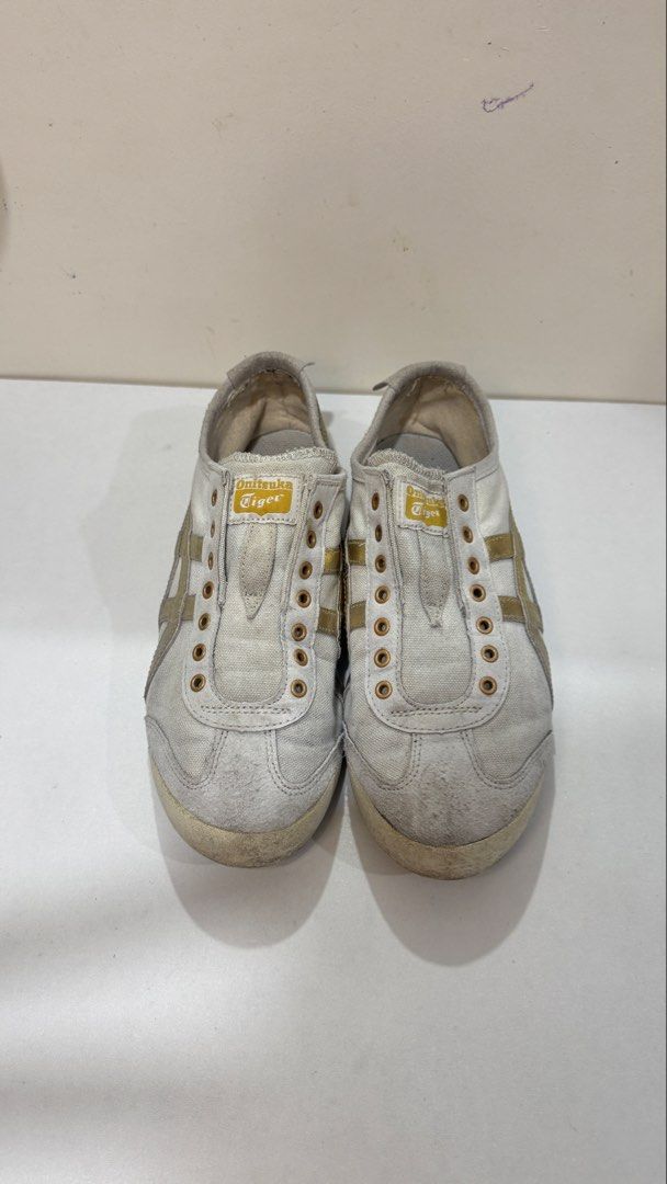 Onitsuka Tiger Mexico 66 White Gold Sneakers (Category: Sneakers) located in Paranaque City. Submitted by hxnnxhbxlxhxdx (Listing ID 1445331321, Image 2). Description: - needs cleaning - US 7.5, EUR 40.5 rfs: decluttering.