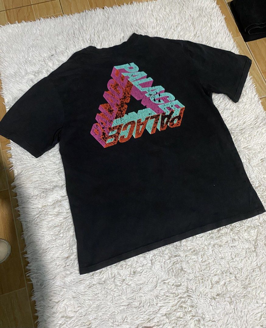 Palace T-Shirt Black with 3D Logo (Category: Tshirts & Polo Shirts ) located in Calapan. Submitted by heywaiianz (Listing ID 1445280941, Image 1). Description: - Black Palace tee - Features iconic 3D triangle logo on the back - Small logo on the front left chest - Made from good quality cotton - Ideal for casual wear - Don't miss out!.
