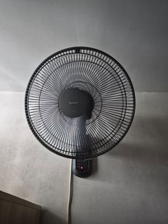 （分類：）位於 。 由 cathk2021 提交（商品編號 1445417477，圖片 1）。簡介： 。