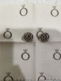 (Category: ) located in . Submitted by shopwithnits (Listing ID 1445292330, Image 1). Description: .