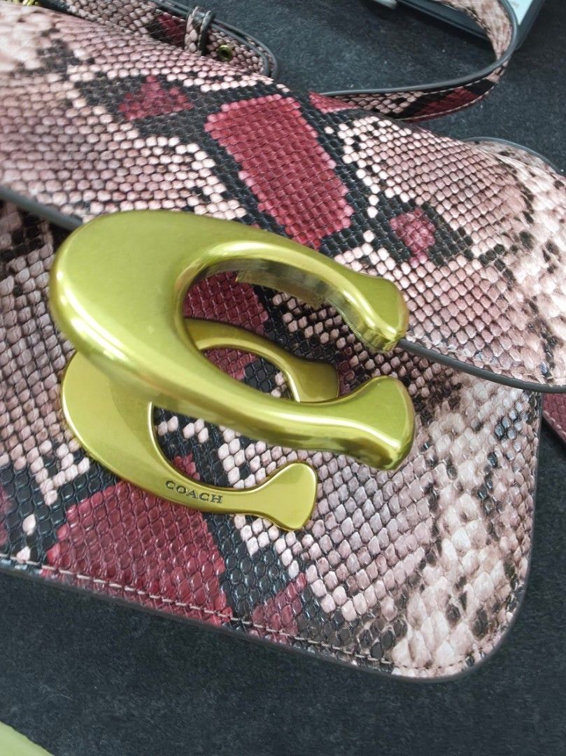 Python Idol Bag (Category: Purses & Pouches) located in Cebu City. Submitted by tinkerbellaaaa (Listing ID 1445270393, Image 2). Description: .