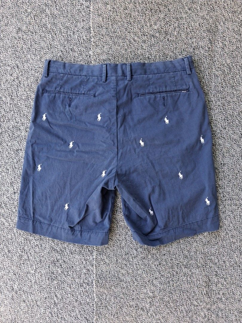 RALPH LAUREN CHINO SHORT AOP (Category: Chinos) located in Solano. Submitted by clenteezy (Listing ID 1445276000, Image 2). Description: RALPH LAUREN CHINO SHORT AOP-699 W-34 on tag, 35 upon measurement L-20.5 HEMS-11.5 COLOR RATE-9/10.