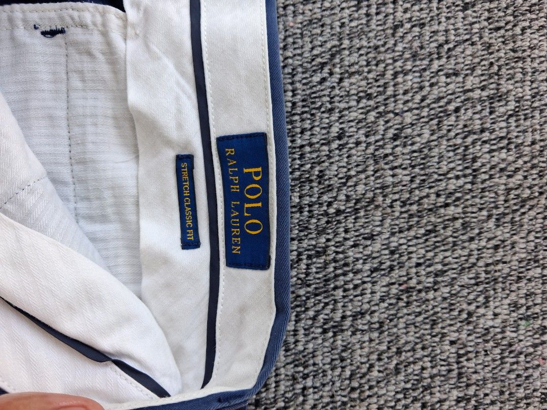 RALPH LAUREN CHINO SHORT AOP (Category: Chinos) located in Solano. Submitted by clenteezy (Listing ID 1445276000, Image 3). Description: RALPH LAUREN CHINO SHORT AOP-699 W-34 on tag, 35 upon measurement L-20.5 HEMS-11.5 COLOR RATE-9/10.