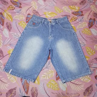 (Category: ) located in . Submitted by arn-arn024 (Listing ID 1445342713, Image 1). Description: .