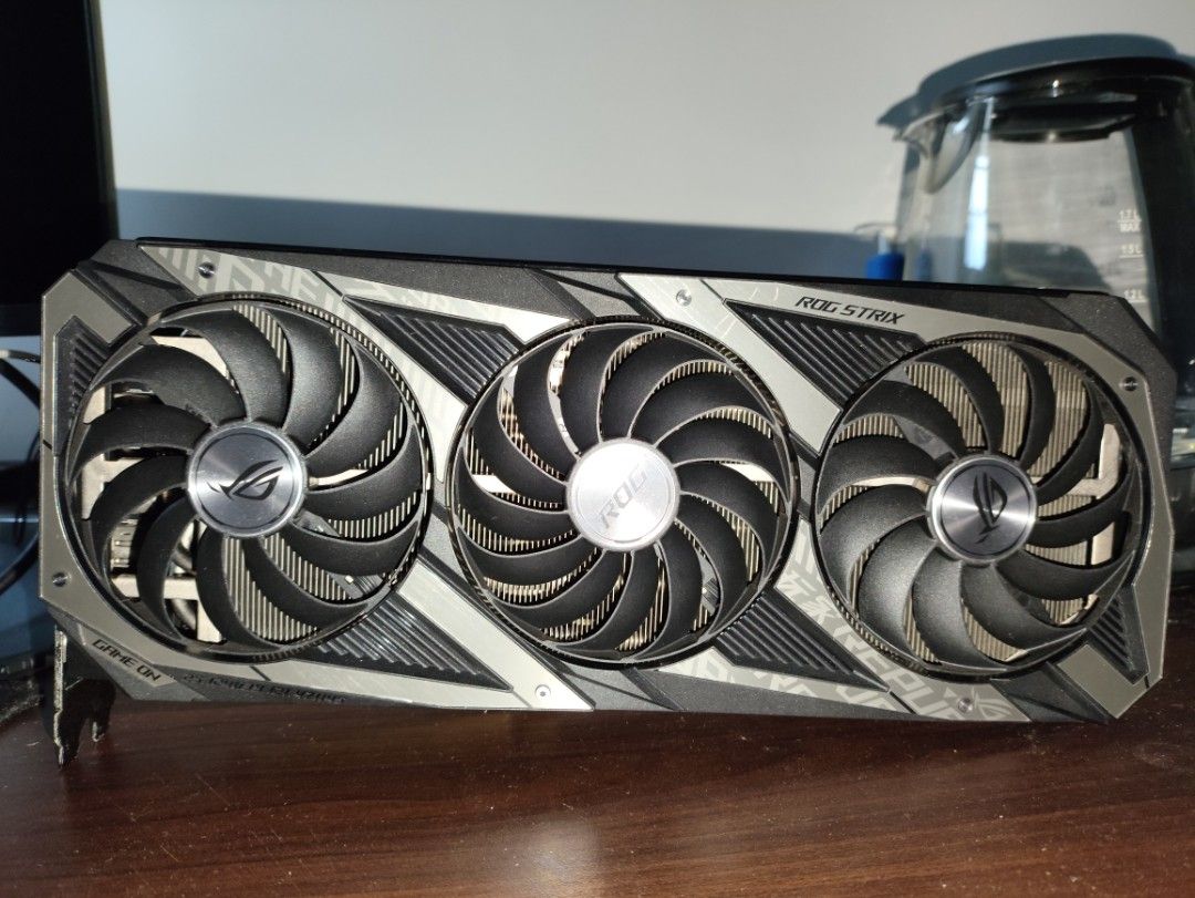 ROG Strix RTX 3070ti489311208966072320