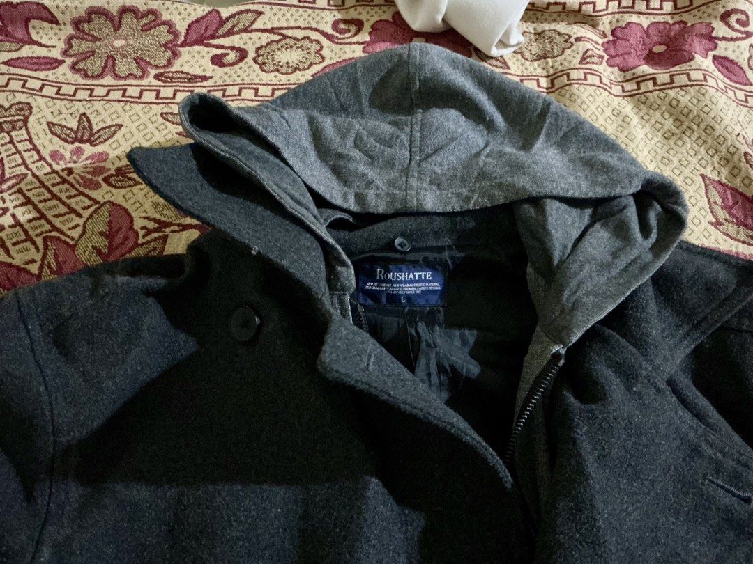 Roushatte (Category: Coats, Jackets and Outerwear) located in Manila. Submitted by irthrift (Listing ID 1445414391, Image 3). Description: .
