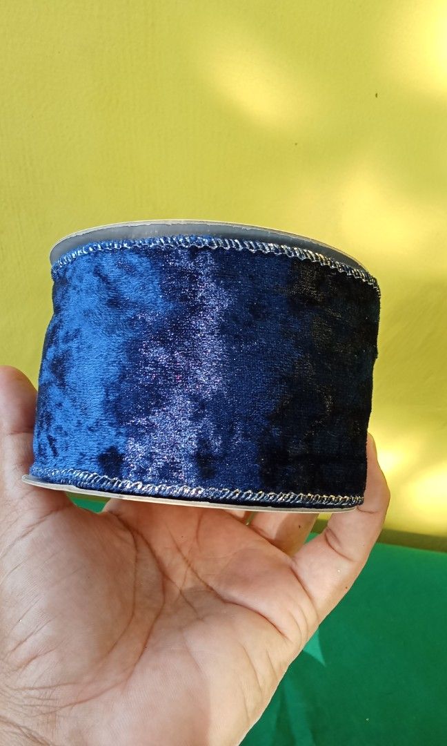 Royal Blue Velvet Ribbon (Category: Dresses) located in Rizal. Submitted by ellengreen18 (Listing ID 1445314491, Image 2). Description: 4" x 5 yards -Orig. Price: P1,195/5Y,sells only P250 2.5" x 5 yards - Orig. Price: P795/5Y,sells only for P200.00 Mall pullout from Rustan's Wire Edged Ribbons MOP : Gcash only Sf for buyer's account Deliver thru: Lalamove,Grab or JNT.