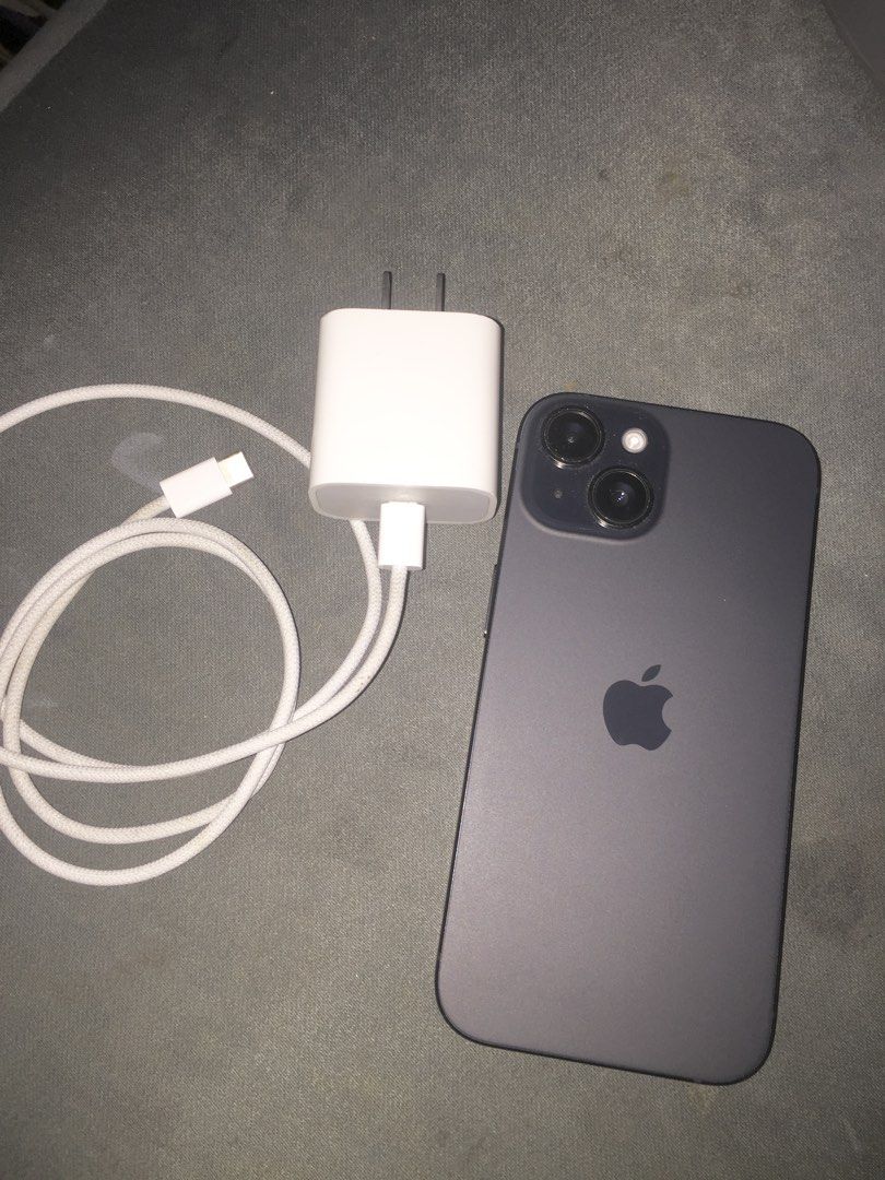 SELLING IPHONE 15 / SWAPP + ADD CASH (Category: iPhone 15 Series) located in Pateros City. Submitted by beakyboo1975 (Listing ID 1445323890, Image 1). Description: FOR SALE / SWAP + ADD CASH 📱 iPhone 15 128GB ✅ Bought last December ✅ Apple Warranty still active ✅ Good condition ✅ No issues Pwede rin for swap + add cash (depending on unit). 📍 Meet-up around Metro Manila only Selling because I need extra funds. PM for complete details, photos, ba