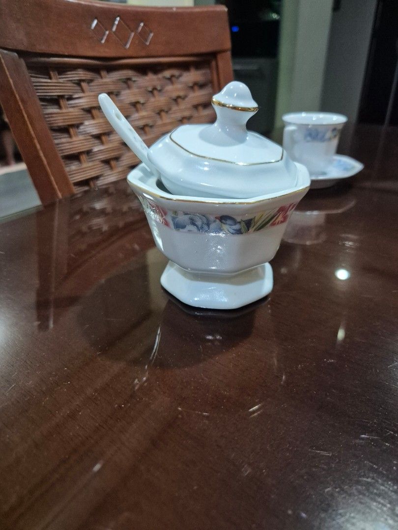 Small Tea Set489524641913917442