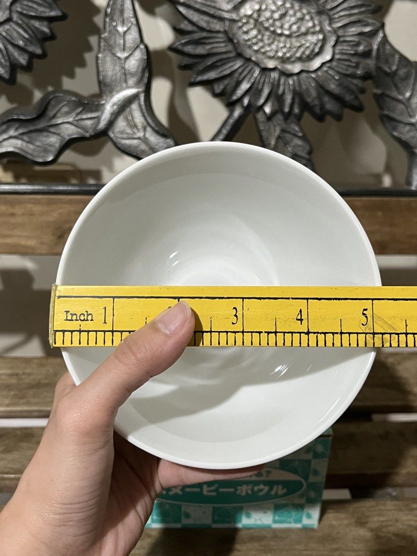 Snoopy and Woodstock Peanuts bowl (Category: Dinnerware & Cutlery) located in Lucena. Submitted by aisanolshop (Listing ID 1445404454, Image 2). Description: 7pcs available Sold per pc A little dusty **boxes may not be in perfect condition.