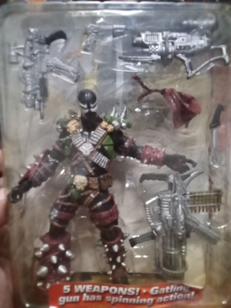 Spawn 4 (Category: Figurines & Statues) located in Marikina City. Submitted by truecat_6654e7 (Listing ID 1445301524, Image 2). Description: - McFarlane Toys Spawn Action Figure -Back in Packaging -Comes with 5 accessories/weapons -Features a Gatling gun with spinning action -Ideal for collectors and fans of Spawn.