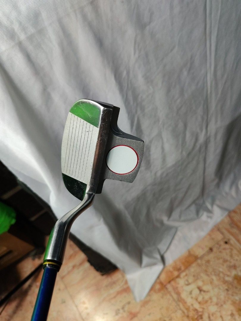 St Andrews One Ball Chipper Club (Category: Golf) located in Manila. Submitted by meiyeon2 (Listing ID 1445294871, Image 2). Description: - Brand: St. Andrews - Model: One Ball Chipper Club - Condition: Good, ready for play - Designed for effective chipping around the green 55°.