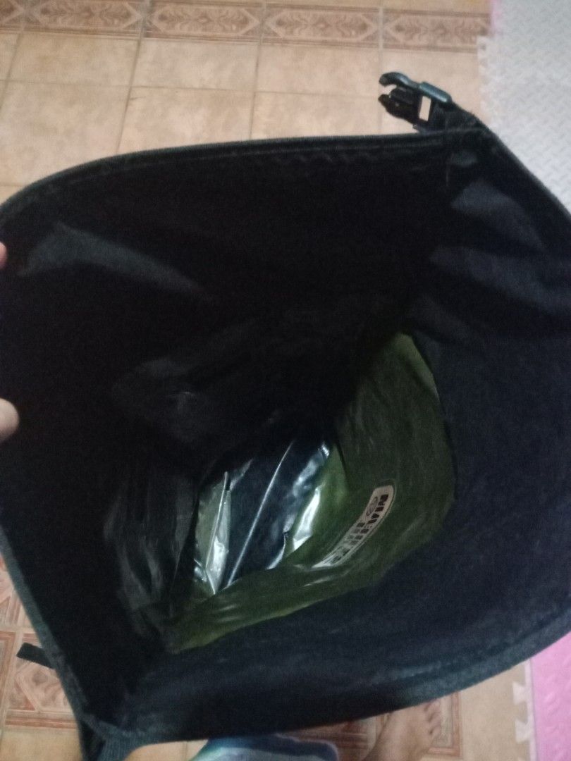 Stream Trail 60L Dry Tank Bag Waterproof Storm Proof luggage travel scuba diving outdoor hiking camping trekking fishing kayaking flood gobag emergency Backpack with freebies (Category: Backpacks) located in Mandaluyong City. Submitted by read_b4_asking (Listing ID 1445337922, Image 3). Description: Pls read everything and see all photos before asking questions. Measurements are approximates; allow for slight discrepancies. 1 tile measures 1ft (3