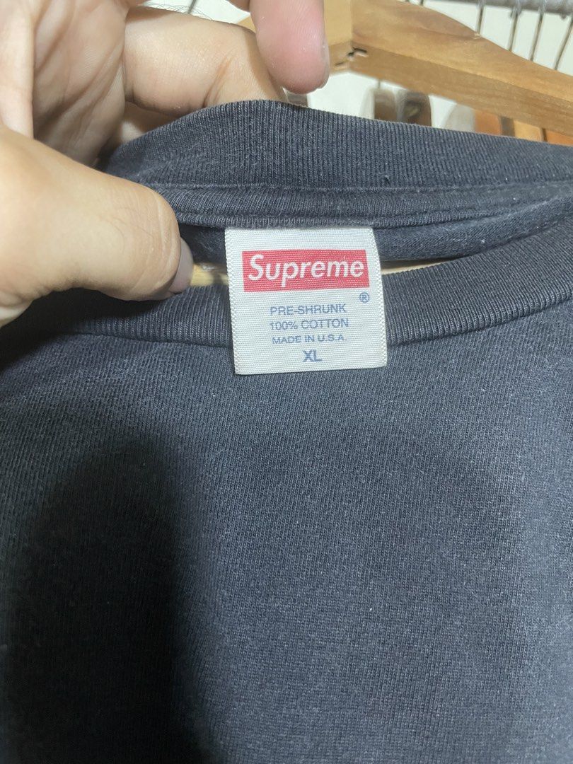 Supreme the last supper (Category: Tshirts & Polo Shirts ) located in Hermosa. Submitted by oddballs.vtg (Listing ID 1445354024, Image 2). Description: 22x31.5 Stain, cracks, sunfades flaws.