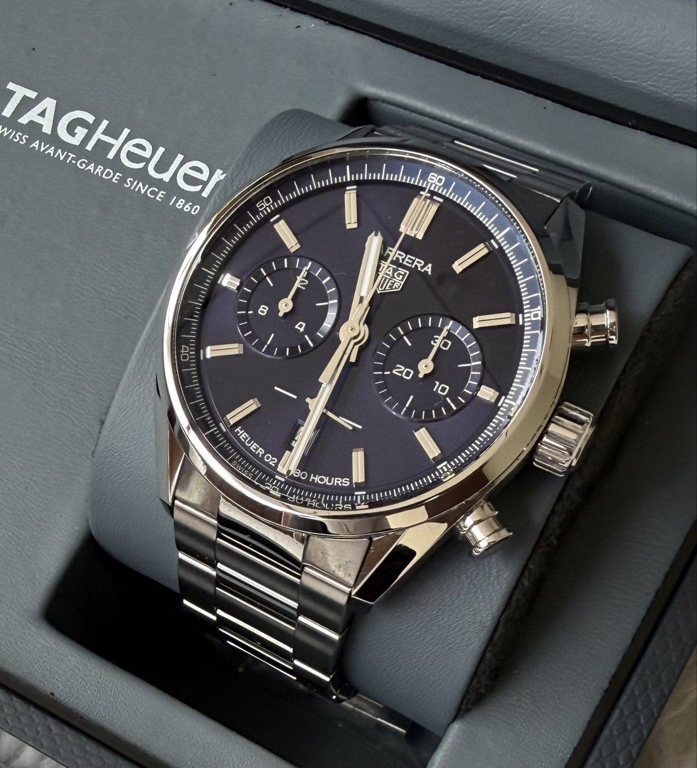 Tag Heuer Carrera HEUER 02 (Category: Luxury Watches) located in Quezon City. Submitted by pedro_demain (Listing ID 1445363552, Image 1). Description: Tag heue Carrera Blue Dial Cbn2011 model 42mm Heuer 02 in house movement With box,manual ,warranty card & extra link 9/10 condition Qc & Bgc area 09955225741.