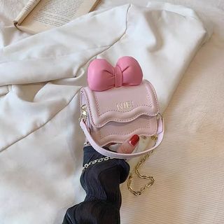 (Category: ) located in . Submitted by kaeelieee (Listing ID 1445376938, Image 1). Description: .