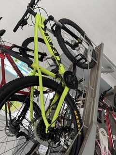 (Category: ) located in . Submitted by johnsbike (Listing ID 1445314660, Image 1). Description: .
