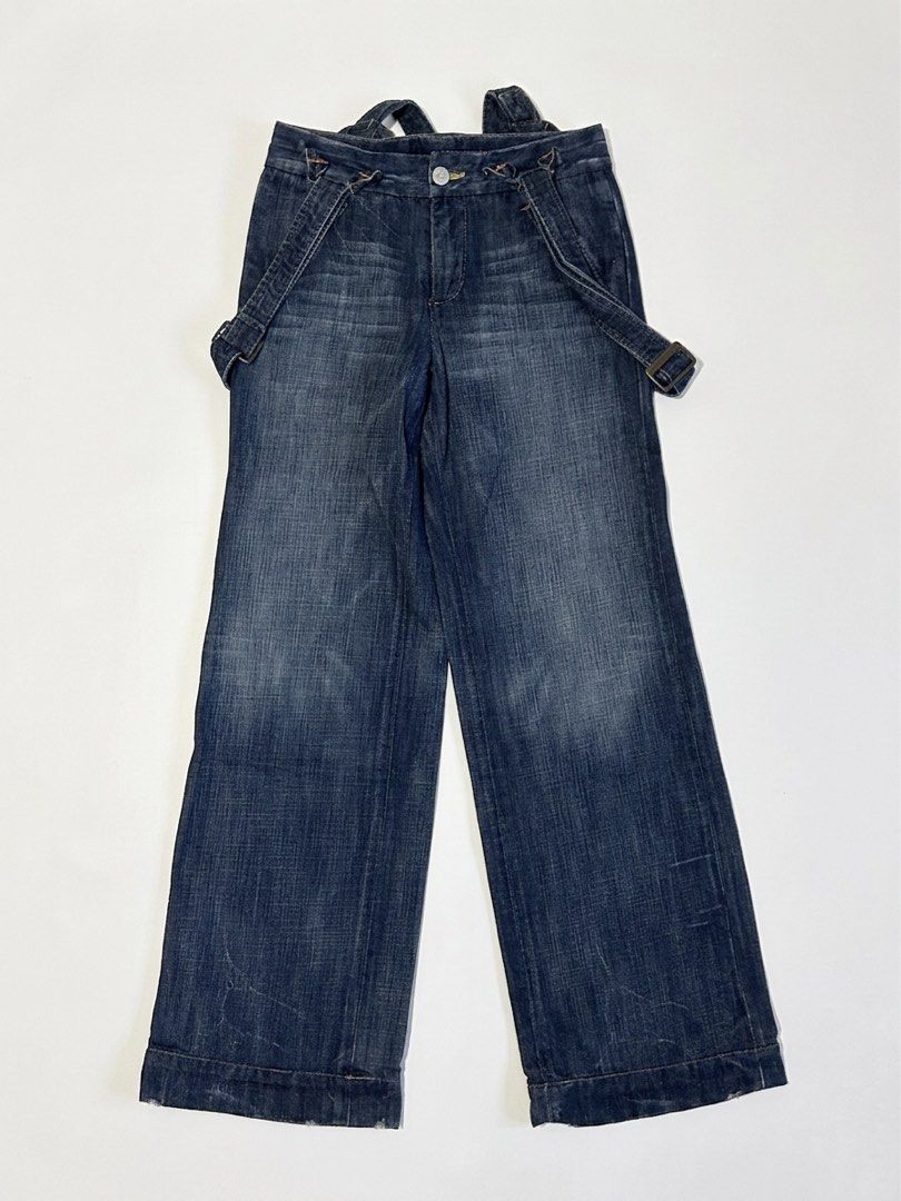 true religion denim jeans pants | y2k, coquette, dainty, vintage, early 2000s, vtg, grunge, cottagecore, basics, preppy, goth, fairycore, mcbling, boho chic (Category: Jeans) located in Quezon City. Submitted by adiorablee (Listing ID 1445396569, Image 1). Description: width: 16 length: 42.