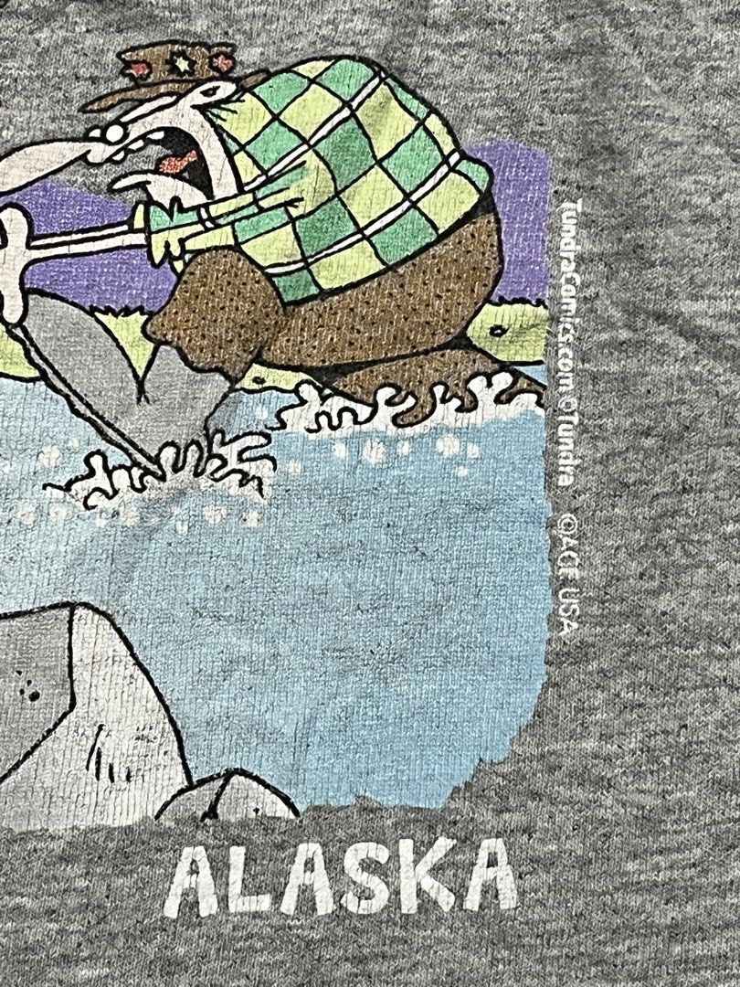 "Tundra the Comicstrip" Tshirt (Category: Tshirts & Polo Shirts ) located in Pasig City. Submitted by gt.shop06 (Listing ID 1445248886, Image 3). Description: Size on tag: 2XL Dimension: 25x30.