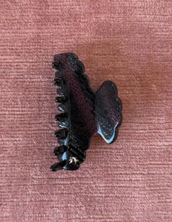 (Category: ) located in . Submitted by chaussures8 (Listing ID 1445354508, Image 1). Description: .