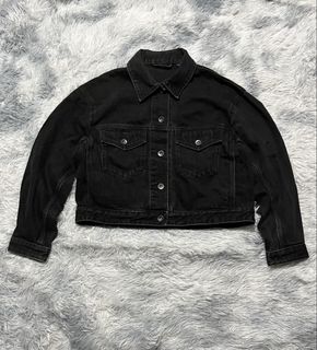 (Category: ) located in . Submitted by c3m.thrift (Listing ID 1445346856, Image 1). Description: .