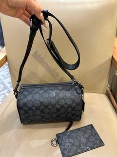 （分類：）位於 。 由 hkluxehk 提交（商品編號 1445311405，圖片 1）。簡介： 。