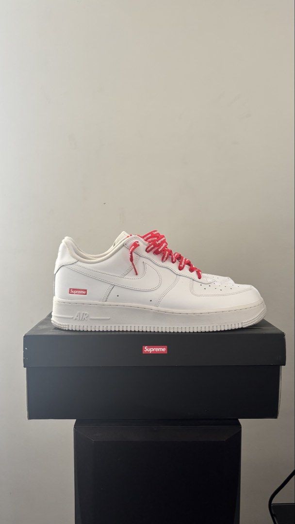 USED Supreme Nike Air Force 1 (Category: Sneakers) located in Muntinlupa City. Submitted by SFP33 (Listing ID 1445260774, Image 1). Description: With original box Lightly used (worn 3x) Size 11 US Mens Comes with white and red laces Negotiable (just offer) Pls message for more pics Shipping c/o buyer MOP: Gcash/Unionbank.