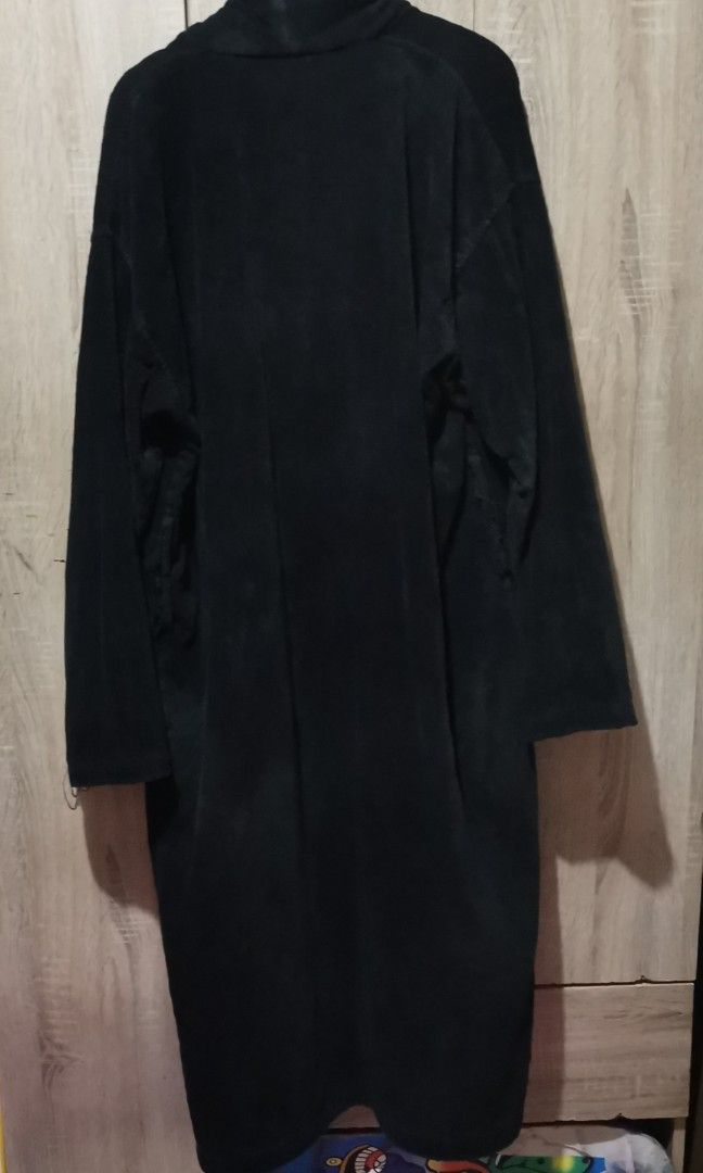 Vintage Ralph Lauren bath robe (Category: Bath) located in San Pedro. Submitted by thriftersthrift (Listing ID 1445281264, Image 2). Description: Width(inches) :25 Length(inches) :49 Good condition Issue : walang tali Color rate : 9.5 /10 🌵ALL ITEMS ARE FROM UKAY BALE SO MANAGE YOUR EXPECTATION 🌵 ASK SELLER FOR MORE INFORMATION COLOR MAY CHANGE TRU LIGHTING.