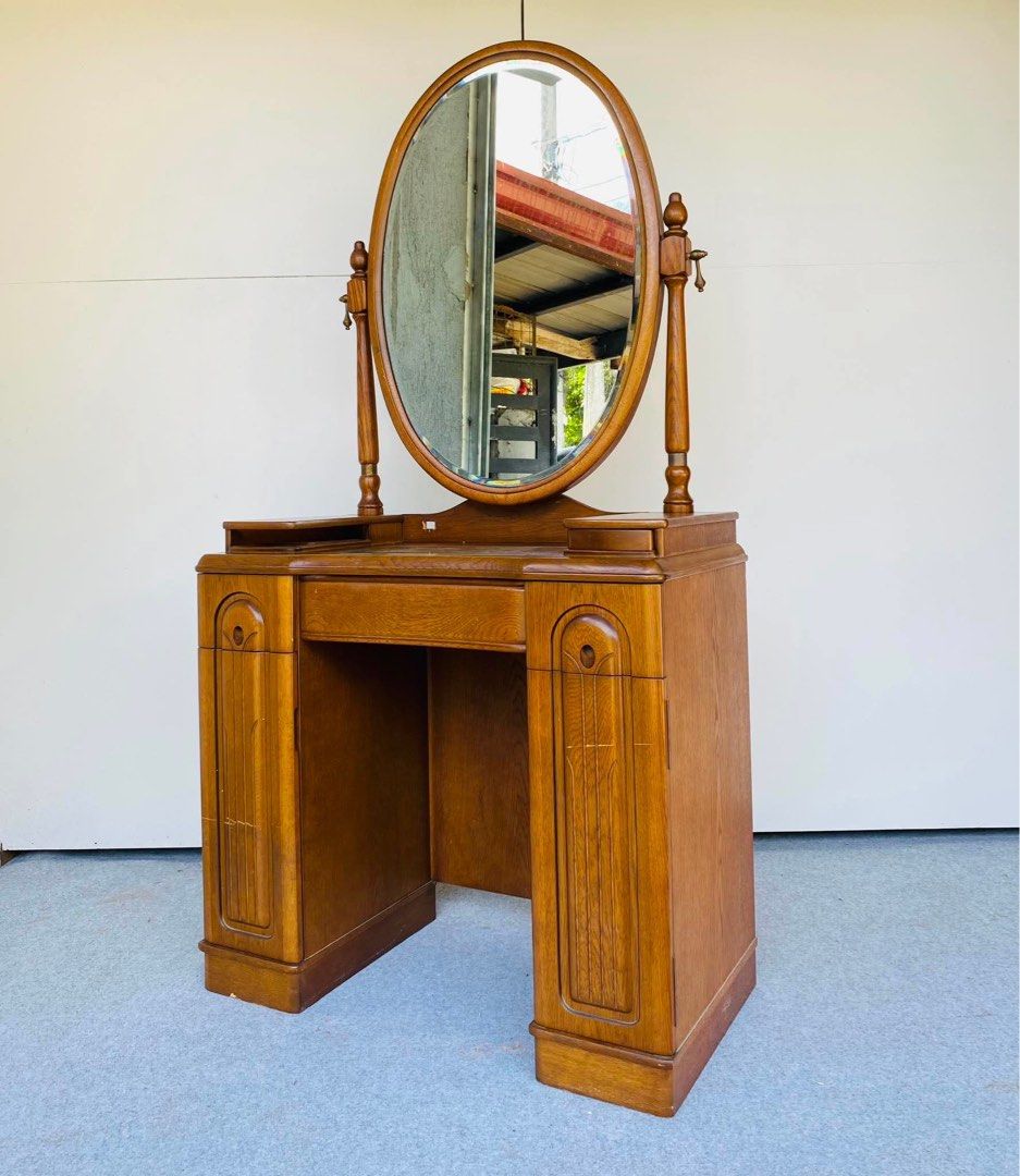 Vintage Vanity Dresser (Category: Tables & Sets) located in Manila. Submitted by elliefurnies31 (Listing ID 1445403360, Image 1). Description: JAPAN SURPLUS FURNITURE VINTAGE VANITY DRESSER WITH STOOL IN GOOD CONDITION Size: 31L" x 16W" x 28-61.5H" inches.