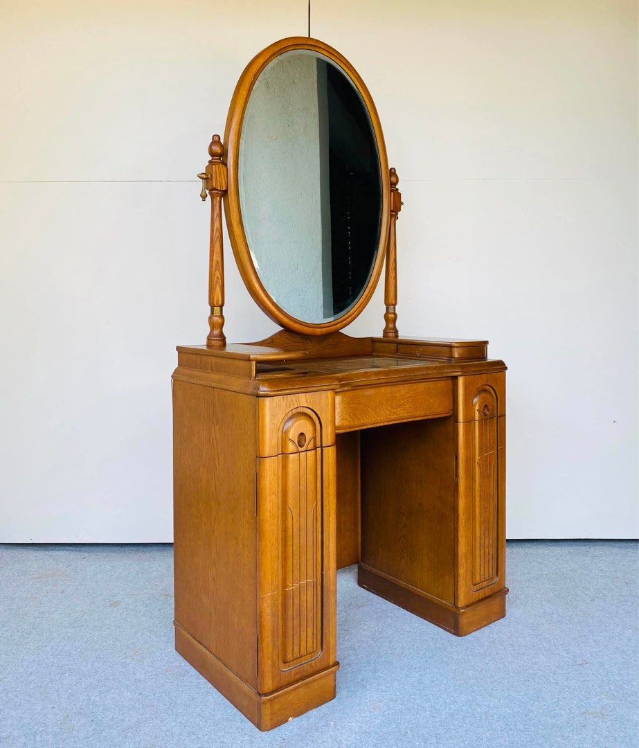 Vintage Vanity Dresser (Category: Tables & Sets) located in Manila. Submitted by elliefurnies31 (Listing ID 1445403360, Image 2). Description: JAPAN SURPLUS FURNITURE VINTAGE VANITY DRESSER WITH STOOL IN GOOD CONDITION Size: 31L" x 16W" x 28-61.5H" inches.