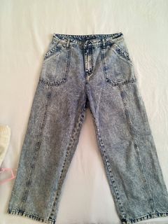 (Category: ) located in . Submitted by amirah.co (Listing ID 1444380461, Image 1). Description: .