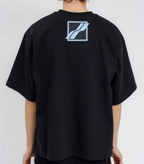 (Category: ) located in . Submitted by jnc__apparel (Listing ID 1445239894, Image 1). Description: .