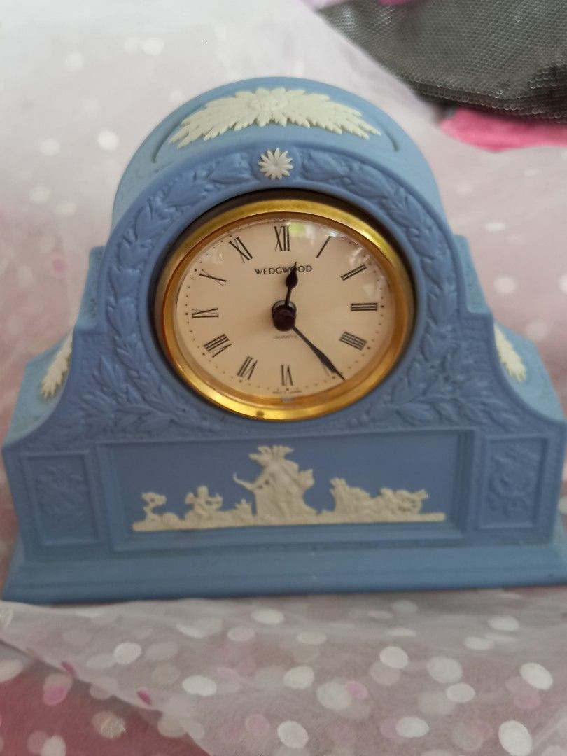 Working wedgewood table clock Jasper blue (Category: Clocks) located in Tuguegarao City. Submitted by zenphoenix-7ad615 (Listing ID 1445268296, Image 2). Description: Working vintage colelctiblea table top watch by Wedgewood Jasper blue.