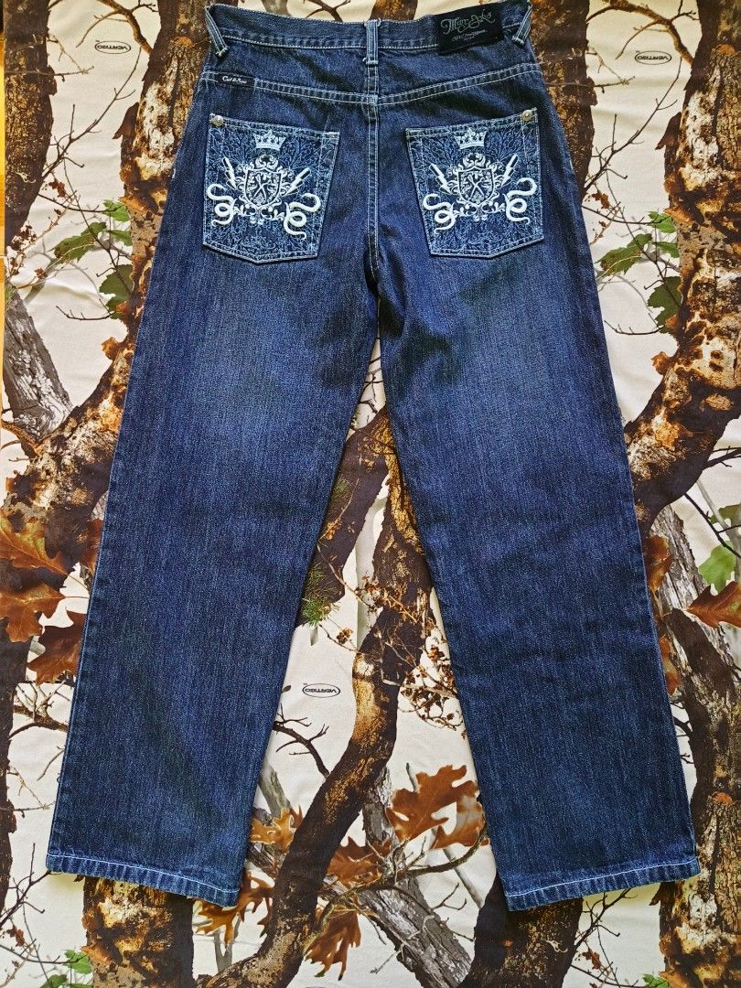 Y2K MARC ECKO(ECKO UNLIMITED) SEMI BARREL JEANS (Category: Jeans) located in Laoag. Submitted by soulleadthrift (Listing ID 1445251392, Image 2). Description: FOR SALE‼️‼️‼️ 🔥🔥🔥 BRAND: MARC ECKO( ECKO UNLMTD) TYPE: SEMI BARREL JEANS DIMES: 30 WAISTLINE 39 LENGTH 11 THIGH 8.5 LEG HOLE CR:10/10 EXCELLENT CONDITION NO ISSUE LOC: LAOAG CITY ILOCOS NORTE📍📍📍 850+SF DM LANG📩📩📩.