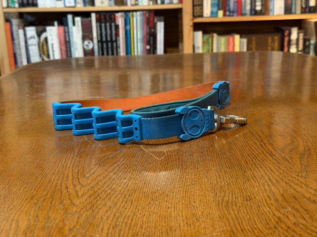 Zeedog Ruff Leash in blue and red (Category: Homes & Other Pet Accessories) located in Pasig City. Submitted by founditatthegrove (Listing ID 1445301336, Image 2). Description: Up for sale are two Zeedog Ruff Leashes, both of which were purchased locally. They are perfect for dogs that are reactive or pull, as they act as a shock/pull absorber, making it easy to maintain control. Overall, they are quality leashes for any type of dog. Selling them