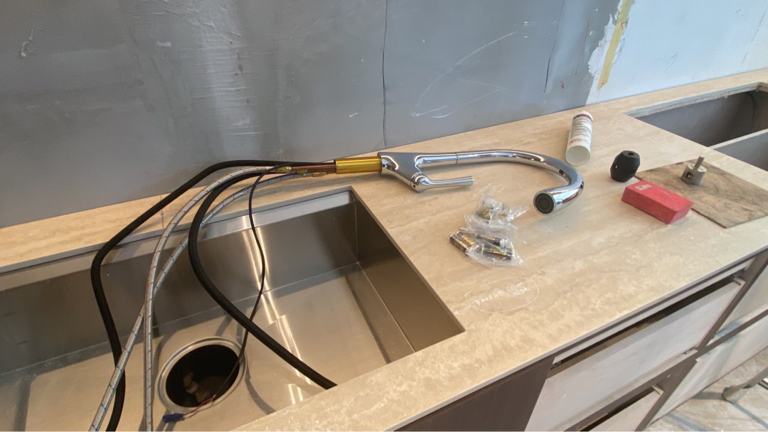 (Category: ) located in . Submitted by handyman.om (Listing ID 1445507748, Image 1). Description: .