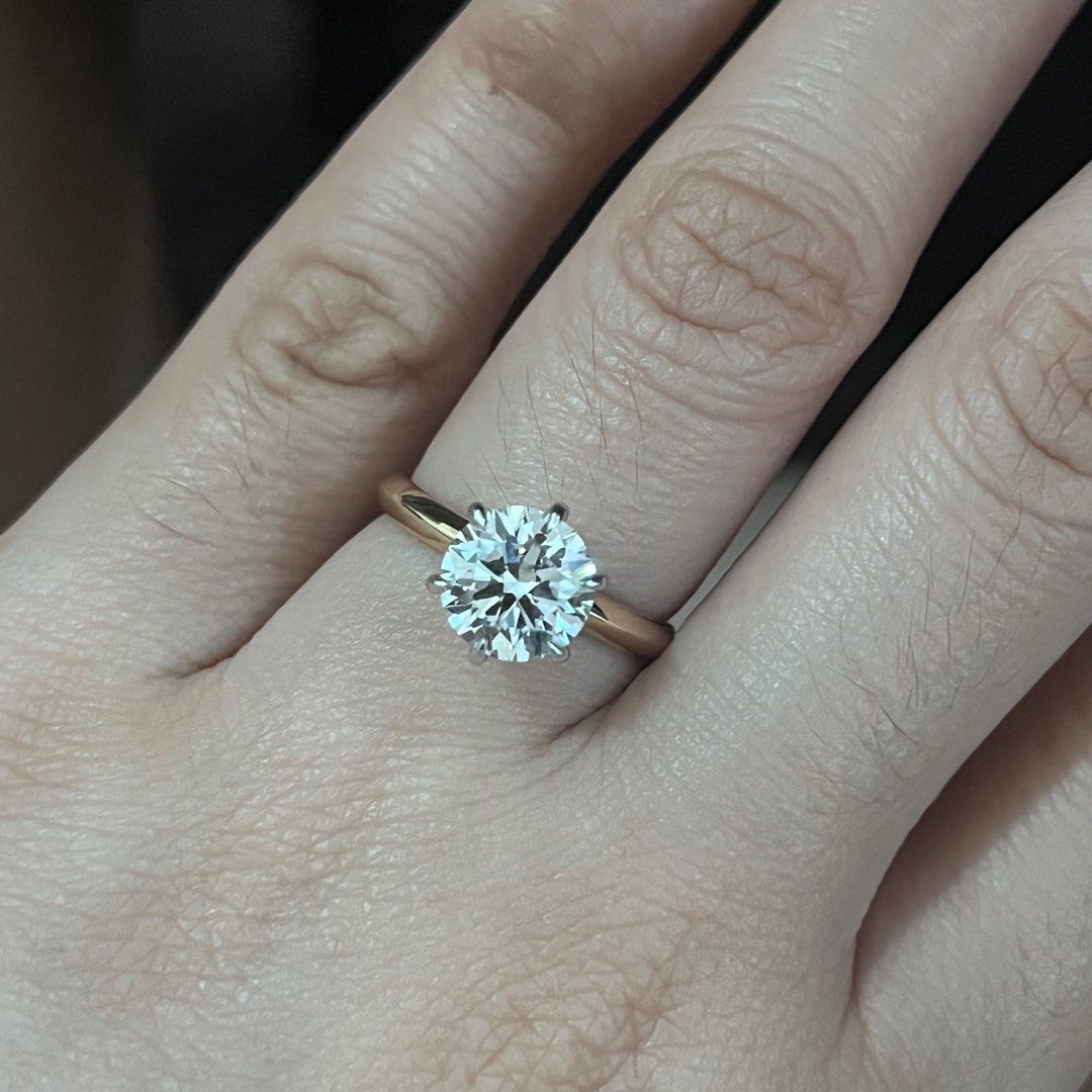 2carat diamond engagement ring 18k gold (Category: Earrings) located in Del Monte. Submitted by bellamente (Listing ID 1445537060, Image 1). Description: 2carat round classic engagement ring 18k yellow gold lab grown diamond IGI Certificate Size 6 Onhand QC Php 99k only .