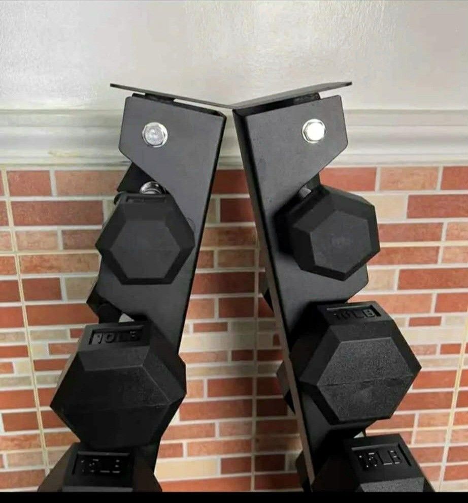 5to30lbs hexagonal rubberized dumbbell set with rack (Category: Weights & Dumbbells) located in Valenzuela. Submitted by carlo_023 (Listing ID 1445606698, Image 3). Description: .