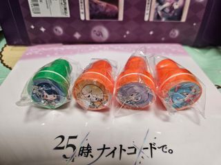 （分類：）位於 。 由 potato19971008 提交（商品編號 1445527785，圖片 1）。簡介： 。