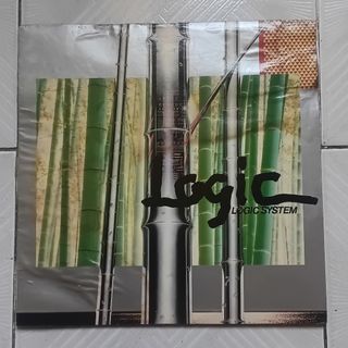 （分類：）位於 。 由 oddmoon_5495a5 提交（商品編號 1445496231，圖片 1）。簡介： 。