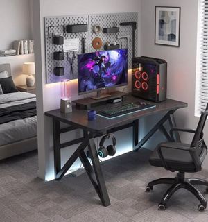 (Category: ) located in . Submitted by closingdownsaleeeee_sg (Listing ID 1445602504, Image 1). Description: .