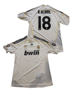 (Category: ) located in . Submitted by mattsvaultjerseys (Listing ID 1445436817, Image 1). Description: .