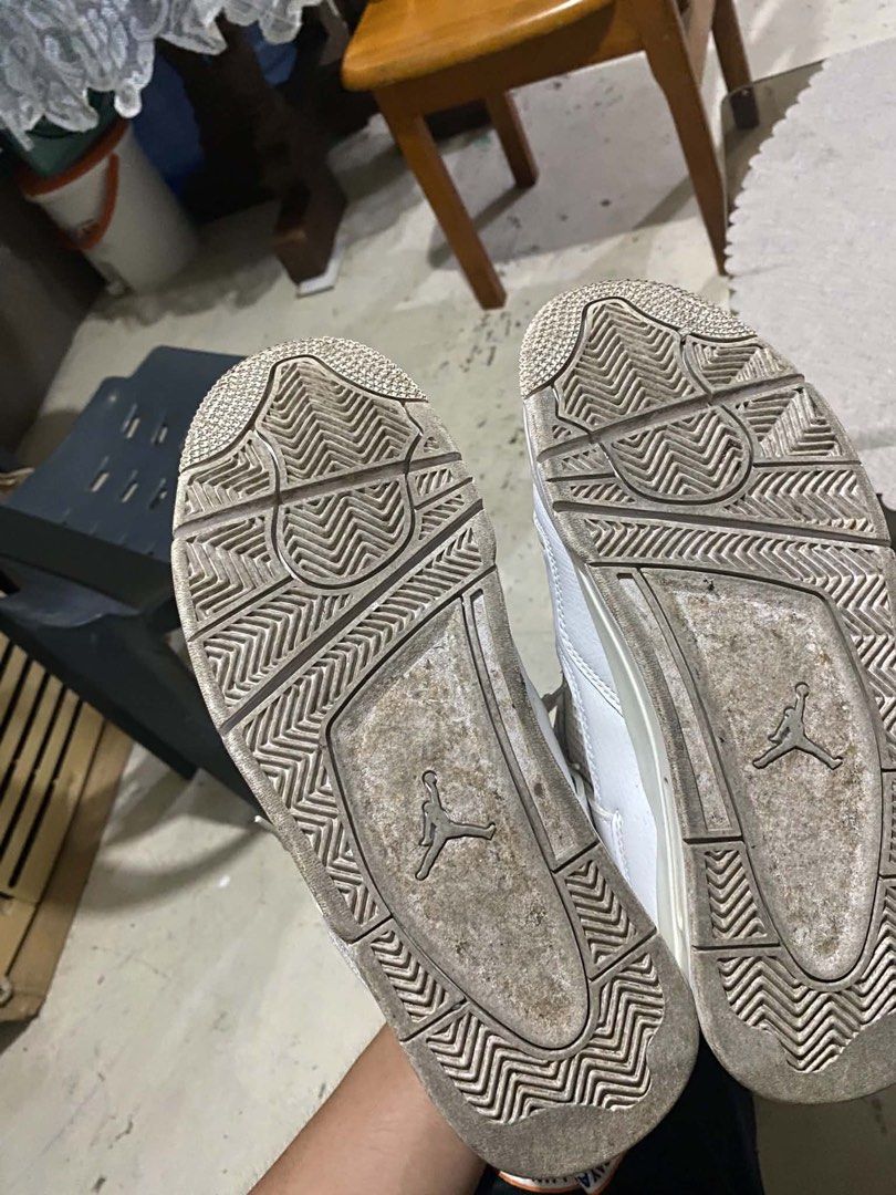 Air Jordan 4 White Cement (Category: Sneakers) located in Pasig City. Submitted by khiarha (Listing ID 1445553664, Image 3). Description: -J4 pure money 9.5 mens 8/10 condi marumi lang tambak .