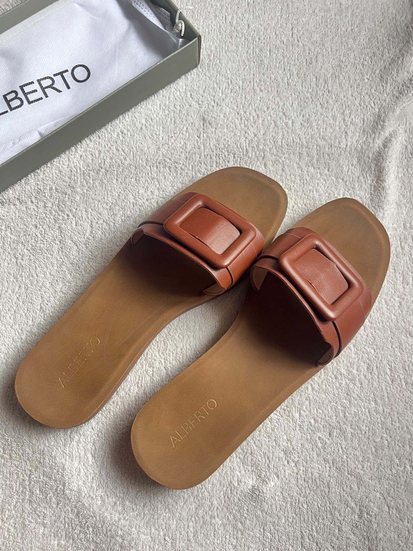 Alberto Addison Brown Tan Flats Size 41 US 10 (Category: Flats & Sandals) located in San Fernando. Submitted by lauanne (Listing ID 1445488832, Image 3). Description: Please read all carefully! for sale only! Selling preloved ALBERTO Women’s Addison Flat Sandals in TAN color. 41 EU SIZE, 10 US SIZE. Bought this in mall for 1,399php. Selling it now for 555php Location: Pampanga MOD:J&T MOP: GCash, Maya, MariBank, BDO Make offer first! no low balle