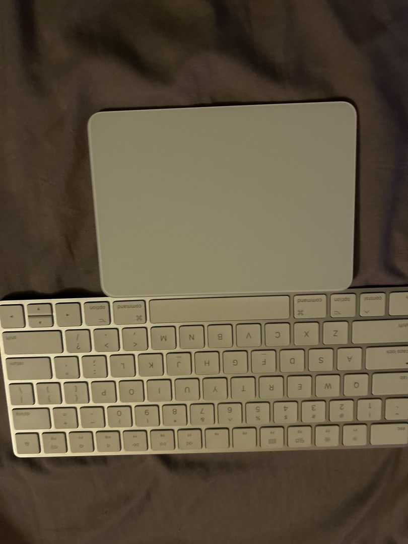 Apple Magic Keyboard and Magic Trackpad490478619151585285