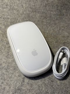 Apple Magic Mouse 2 Wireless Mouse with Lightning A1657 + Wireless Charging Dock