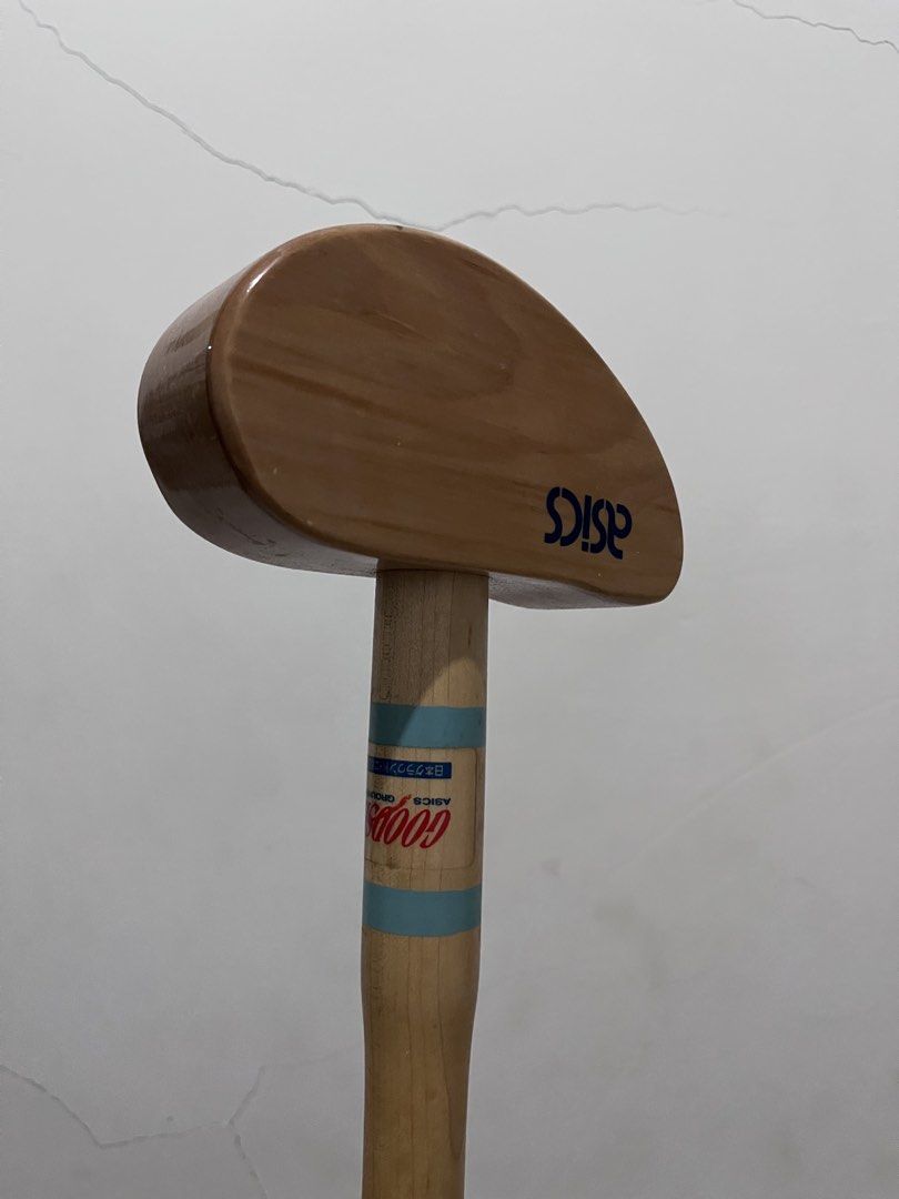 Asics goodshot ground golf (Category: Golf) located in Digos. Submitted by beautifulrebelph (Listing ID 1445518566, Image 3). Description: Ground golf wooden club Free balls Good as new.