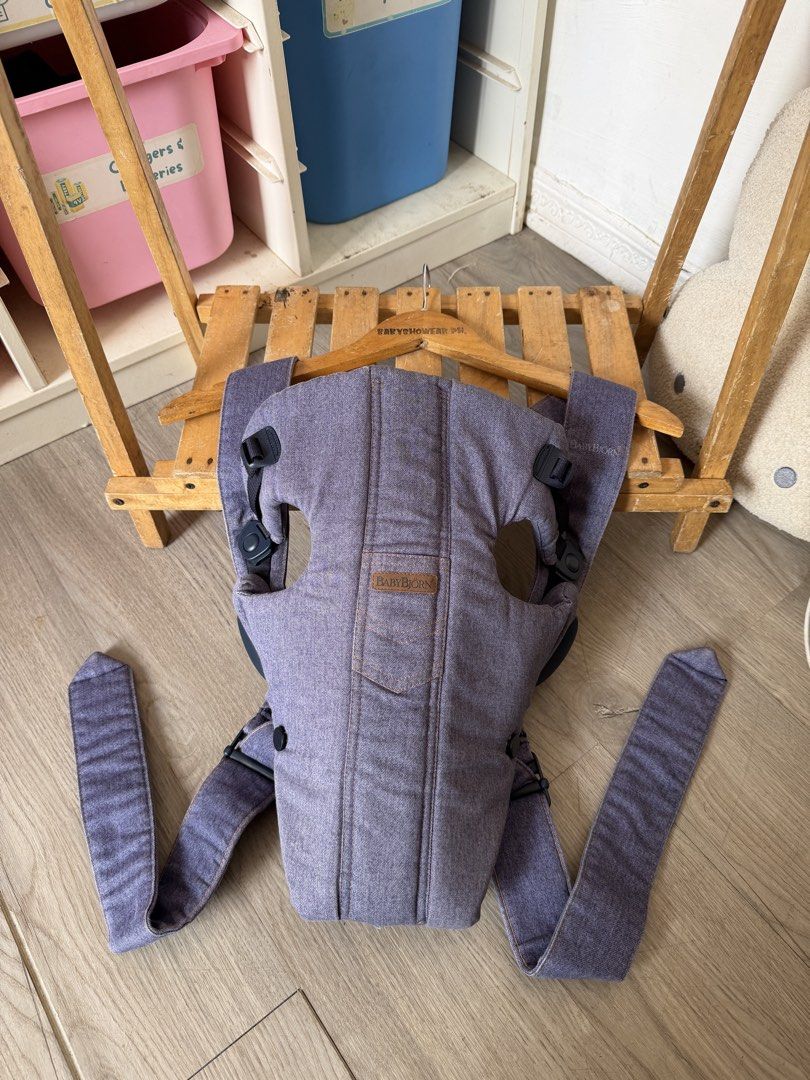 Babybjorn Mini (Category: Carriers & Slings) located in Santa Maria. Submitted by babyshowearph_official (Listing ID 1445424275, Image 2). Description: .