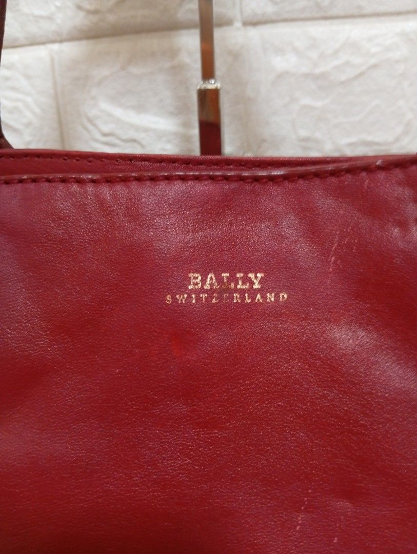 Bally Leather Tote Red Bordeaux Bag (Category: Tote Bags) located in Las Pinas. Submitted by etoksi1234 (Listing ID 1445531548, Image 3). Description: Pre-loved Bally Leather Tote Red Bordeaux Bag. Coded, Genuine Leather..