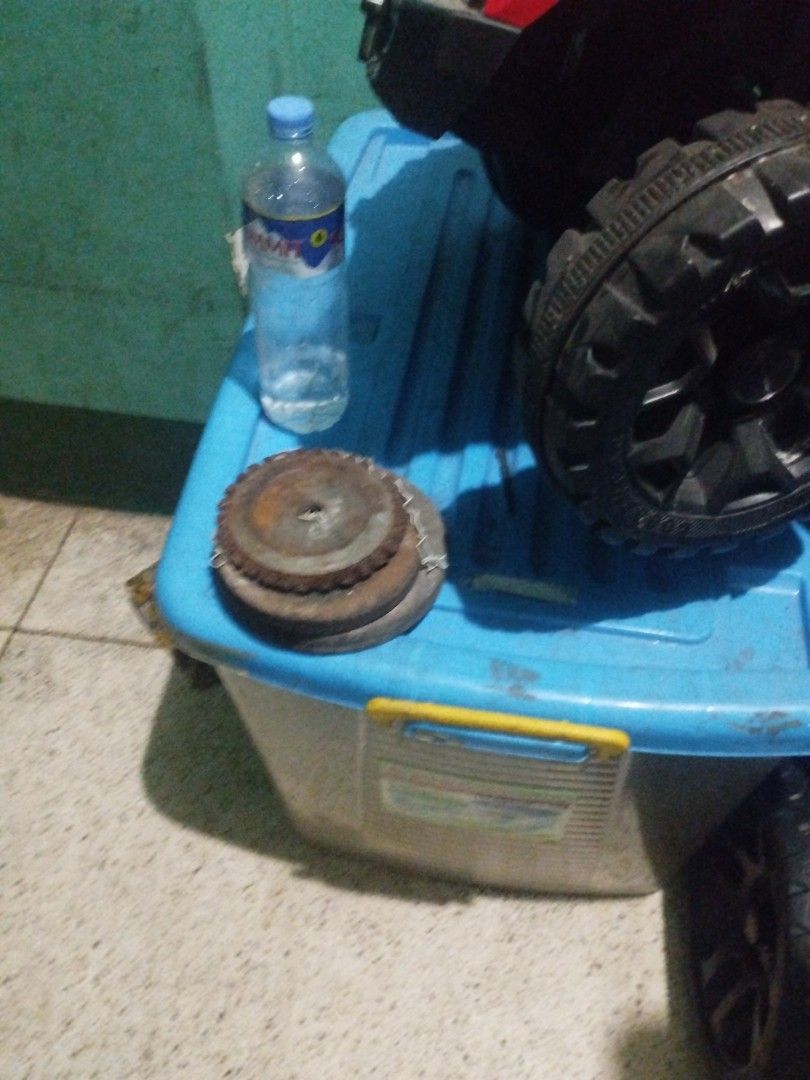 Bench Grinder with Grinding Wheel (Category: Construction Tools & Equipment) located in Manila. Submitted by deguzmandh17516 (Listing ID 1445572178, Image 3). Description: - Used bench grinder - Includes grinding wheel - Comes with extra sprockets/gears - Mounted on a stable base - Power cord included - Ideal for workshop use - Sold as is.
